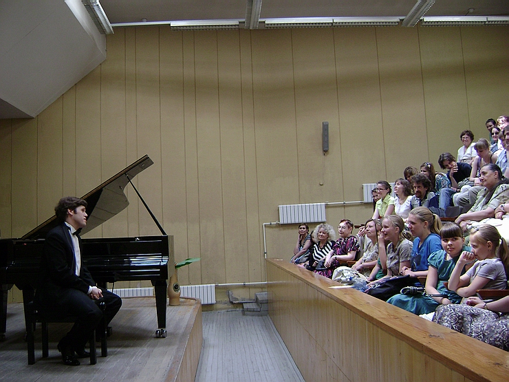 Пианист Андрей Ярошинский в гостях у Культурного центра «Новый Акрополь» в Екатеринбурге