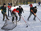 Второй день Зимних Олимпийских игр: хоккейный матч между командой взрослых «Монсальват» и молодежной командой «Камелот», и незабываемое шоу «Танцы со звездами»