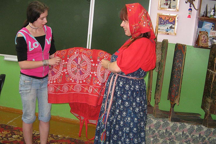 Участники экспедиции Нового Акрополя в Каргопольском детском доме