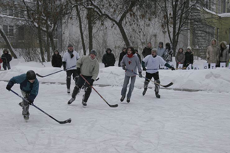 Хоккейный матч между командами «Монсальват» и «Камелот»