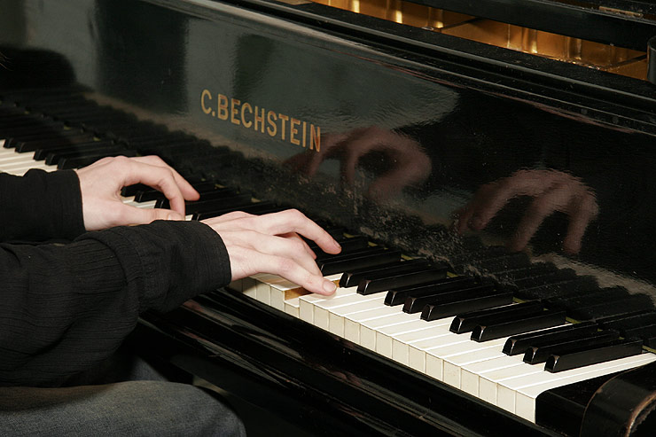 Музыкальная гостиная «Фортепианная музыка ХХ века»