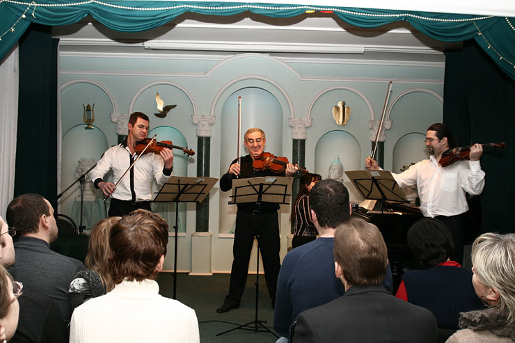Встречи в Музыкальной гостиной Нового Акрополя с Михаилом Казиником