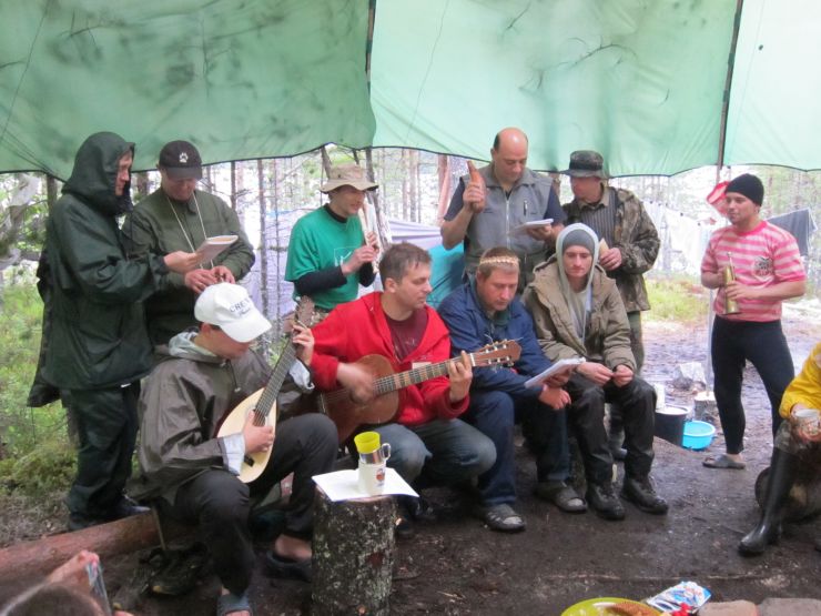 Волонтерская экспедиция на Беломорские петроглифы