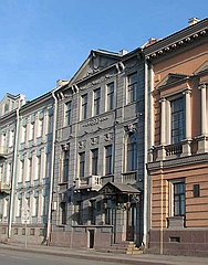 Дом Тенишевых на Английской набережной в Санкт-Петербурге